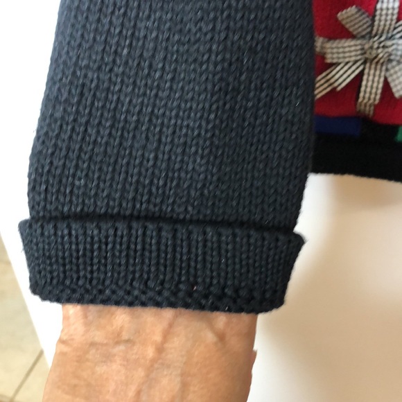 Bechamel Women's Black & Red Embroidery Christmas Sweater XL XLARGE PLUS SIZE - Picture 5 of 10